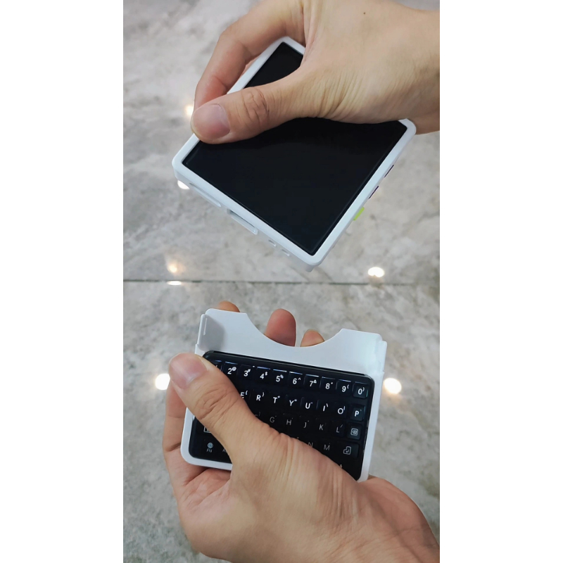 Keyboard Case for Coolpad Smal - đánh giá và giá Retro Gaming Phone